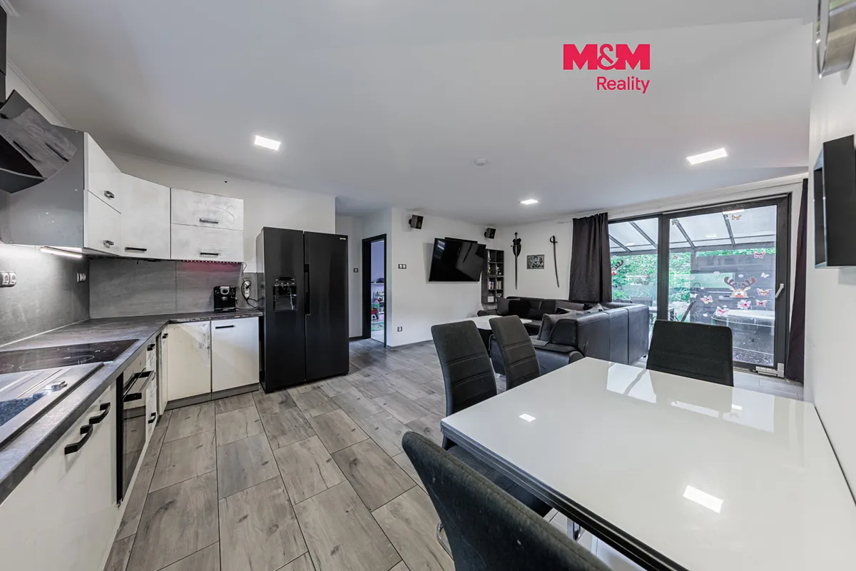 Prodej rodinného domu 163 m², pozemek 805 m²